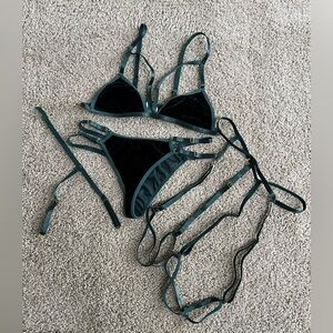 Green Velvet Lingerie Set (Size M).